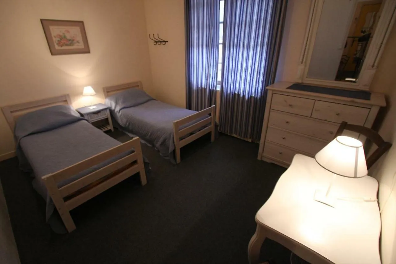 *** Hotel Auberge des Balastres Fontvieille France