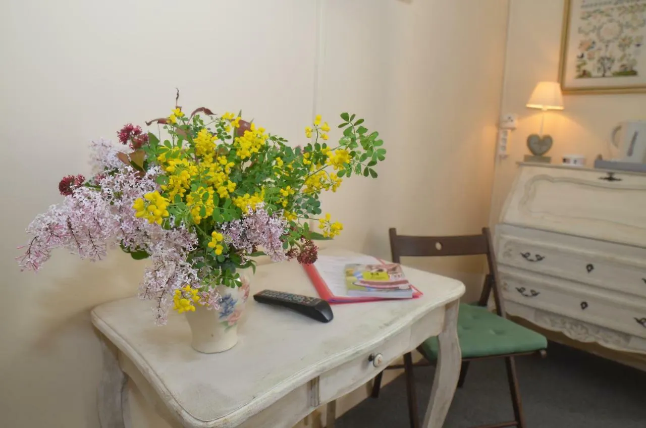 Auberge des Balastres Fontvieille 3*,  France