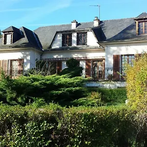 https://le-curieux.midi-pyreneeshotels.com